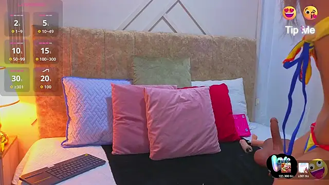 Snapshot of ashley__foxx_ chatting on June 27, 2026, 3:51 pm ashley foxx online show from June 27, 2026, 3:51 pm