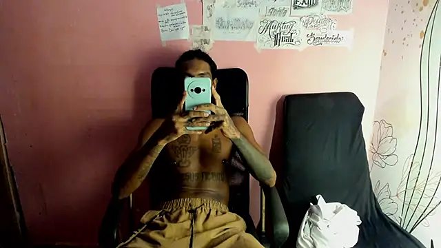 hot ebanospicy online show from May 15, 2026, 3:04 am