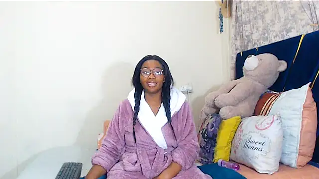 Snapshot of veronica1xxx chatting on June 10, 2026, 1:07 am veronica1xxx online show from June 10, 2026, 1:07 am