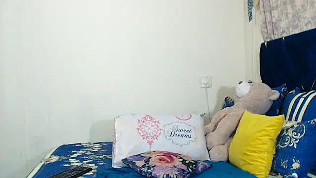 Snapshot of veronica1xxx chatting on May 18, 2026, 8:02 pm veronica1xxx online show from May 18, 2026, 8:02 pm