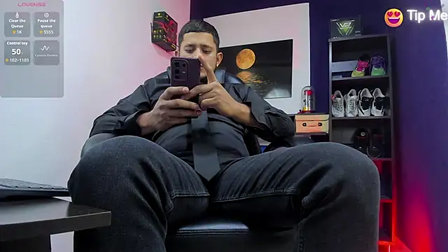 Snapshot of Marcos_garcias chatting on June 2, 2026, 5:40 am Marcos garcias online show from June 2, 2026, 5:40 am