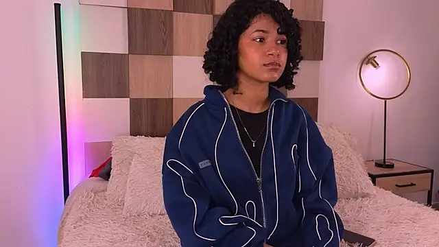 Snapshot of Adele_Carter_ chatting on November 16, 2025, 11:59 am Adele Carter online show from November 16, 2025, 11:59 am