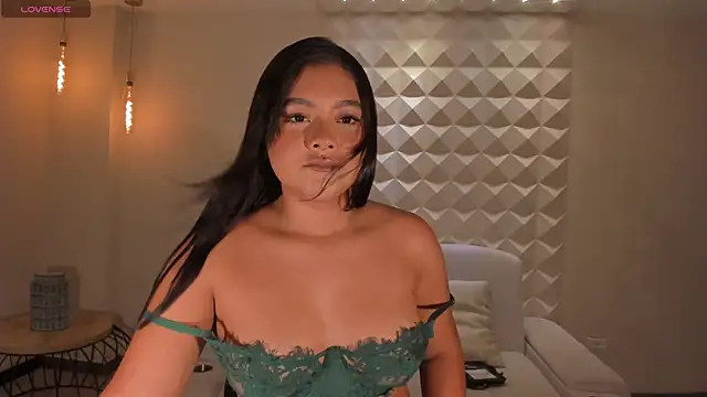 GabriellaLee online show from August 4, 2026, 11:26 am