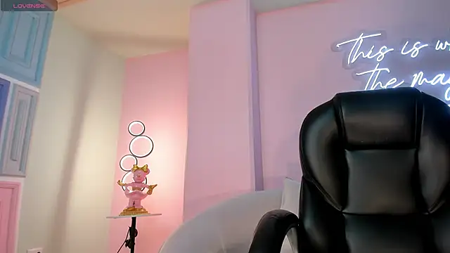 GabriellaLee online show from October 9, 2025, 2:45 am