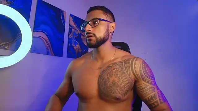 LiamGarcia1 online show from March 10, 2026, 3:27 pm