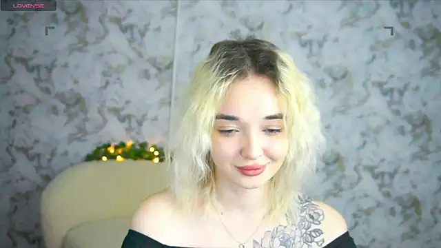 Ashley S online show from April 26, 2026, 10:18 pm