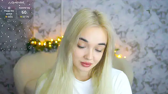 Snapshot of Ashley_S chatting on December 3, 2025, 11:04 pm Ashley S online show from December 3, 2025, 11:04 pm