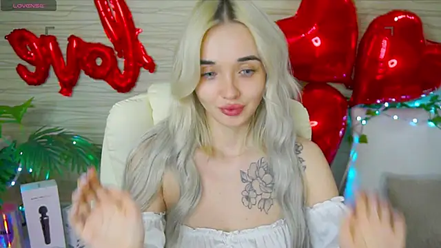 Ashley S online show from February 14, 2025, 11:09 pm