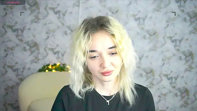 Ashley S online show from April 25, 2026, 10:18 pm