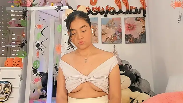 pretty-millie online show from October 9, 2025, 4:35 am