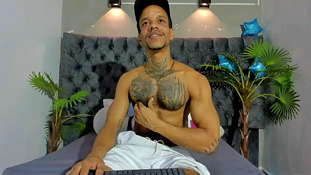 Snapshot of Salomon_koude chatting on July 23, 2026, 2:42 am Salomon koude online show from July 23, 2026, 2:42 am