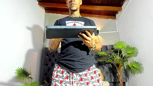 Snapshot of Salomon_koude chatting on June 23, 2026, 4:21 am Salomon koude online show from June 23, 2026, 4:21 am