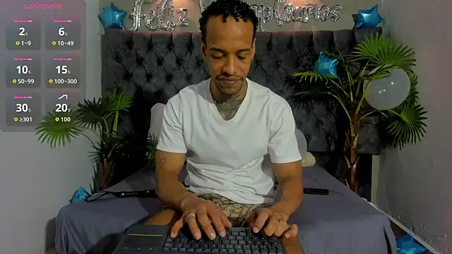 Snapshot of Salomon_koude chatting on July 20, 2026, 12:07 pm Salomon koude online show from July 20, 2026, 12:07 pm