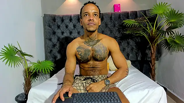 Snapshot of Salomon_koude chatting on June 21, 2026, 6:46 pm Salomon koude online show from June 21, 2026, 6:46 pm