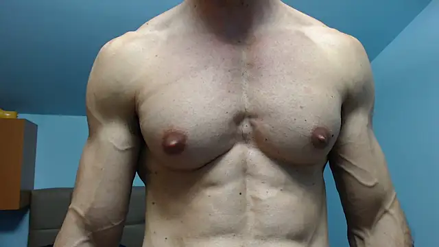 Snapshot of flexforyou chatting on June 16, 2026, 8:31 pm flexforyou online show from June 16, 2026, 8:31 pm