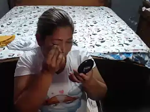 Snapshot of CANDYSWEET51 chatting on March 18, 2025, 3:01 pm CANDYSWEET51 online show from March 18, 2025, 3:01 pm