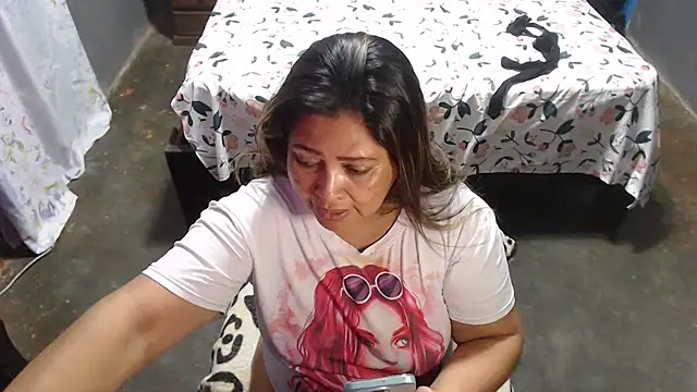 Snapshot of CANDYSWEET51 chatting on September 13, 2025, 9:26 pm CANDYSWEET51 online show from September 13, 2025, 9:26 pm