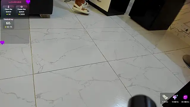 Snapshot of ElisabethMassey chatting on October 13, 2025, 1:02 pm ElisabethMassey online show from October 13, 2025, 1:02 pm