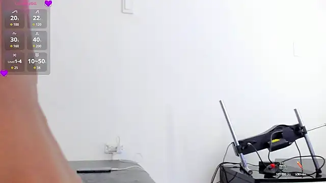 Snapshot of ElisabethMassey chatting on October 16, 2025, 1:30 pm ElisabethMassey online show from October 16, 2025, 1:30 pm