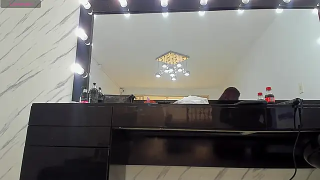 Snapshot of ElisabethMassey chatting on November 7, 2025, 1:59 pm ElisabethMassey online show from November 7, 2025, 1:59 pm