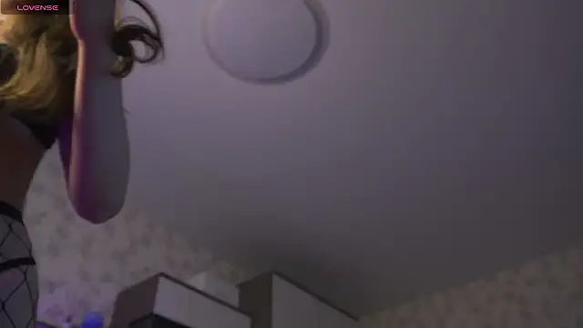 xxlaletka online show from September 25, 2025, 2:45 pm