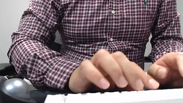 nimirole online show from October 22, 2025, 3:11 pm