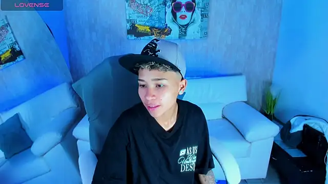 Snapshot of nova_sex01 chatting on October 30, 2025, 5:17 am nova sex01 online show from October 30, 2025, 5:17 am