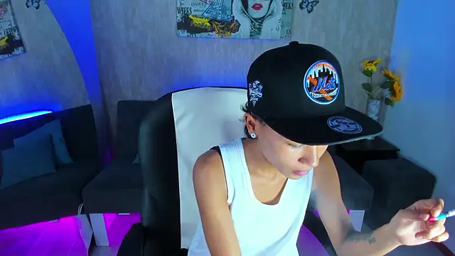 nova sex01 online show from March 11, 2026, 4:50 am