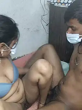 Snapshot of WetPussyDesiGirl chatting on January 31, 2025, 6:03 pm WetPussyDesiGirl online show from January 31, 2025, 6:03 pm