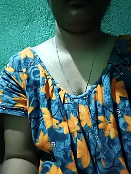 Pari-new online show from May 9, 2026, 9:18 pm