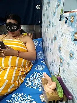 Snapshot of tina8th chatting on November 27, 2025, 5:02 pm tina8th online show from November 27, 2025, 5:02 pm