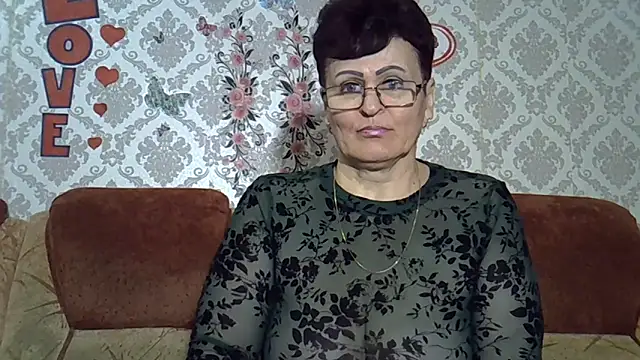 Snapshot of PaulaGolden chatting on February 19, 2026, 5:21 pm PaulaGolden online show from February 19, 2026, 5:21 pm