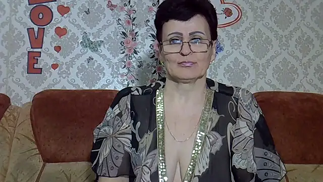 Snapshot of PaulaGolden chatting on March 19, 2026, 7:25 pm PaulaGolden online show from March 19, 2026, 7:25 pm