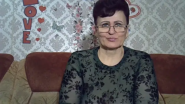 Snapshot of PaulaGolden chatting on February 27, 2026, 5:24 pm PaulaGolden online show from February 27, 2026, 5:24 pm