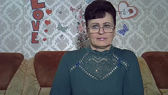 Snapshot of PaulaGolden chatting on February 24, 2026, 4:52 pm PaulaGolden online show from February 24, 2026, 4:52 pm