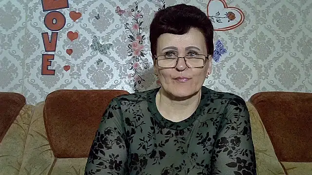 Snapshot of PaulaGolden chatting on March 21, 2026, 10:09 am PaulaGolden online show from March 21, 2026, 10:09 am