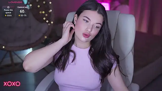 YourLolaBunny online show from March 8, 2026, 7:00 am