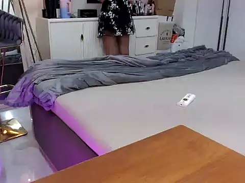 trippy tina online show from June 17, 2026, 5:23 pm
