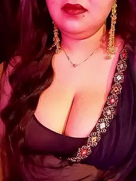 Suhanakhan00 online show from April 29, 2026, 10:41 am