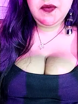 Snapshot of Suhanakhan00 chatting on November 18, 2025, 5:33 am Suhanakhan00 online show from November 18, 2025, 5:33 am