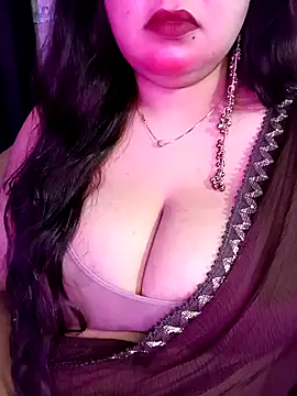 Suhanakhan00 online show from May 5, 2026, 9:23 am
