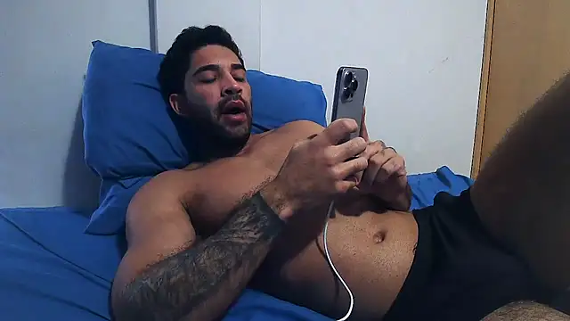 Snapshot of macho_fit chatting on June 25, 2026, 6:46 pm macho fit online show from June 25, 2026, 6:46 pm