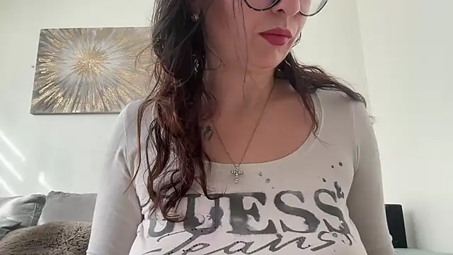 Serena 4you online show from February 7, 2026, 11:51 am