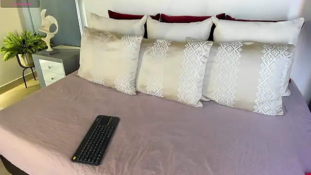 Snapshot of IvyEllis chatting on March 17, 2026, 11:35 am IvyEllis online show from March 17, 2026, 11:35 am