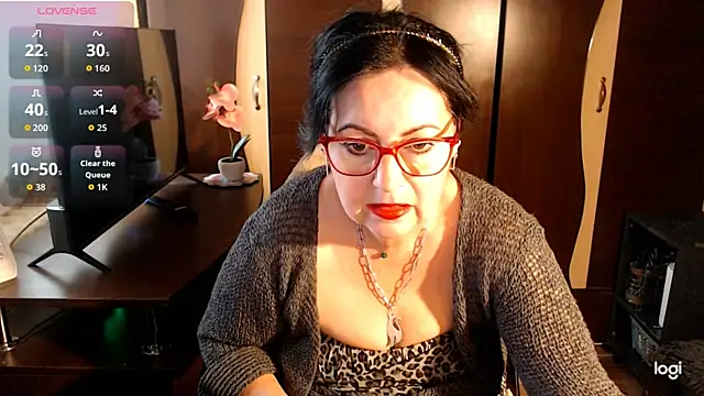 Snapshot of exymilf_ chatting on October 16, 2025, 9:50 am exymilf online show from October 16, 2025, 9:50 am