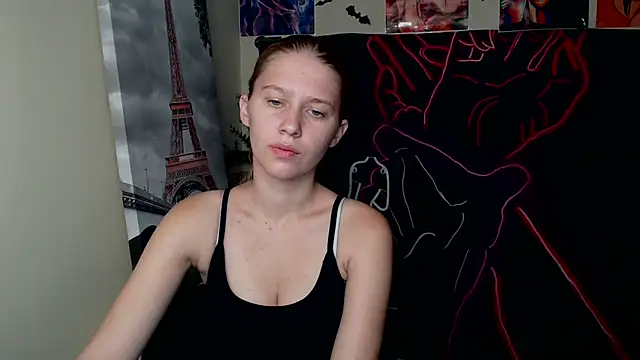 Snapshot of StellaCRL chatting on October 18, 2025, 11:56 am StellaCRL online show from October 18, 2025, 11:56 am