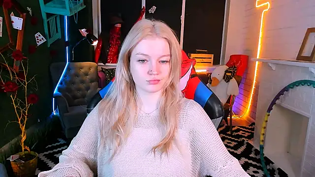 GraceGlamour online show from February 13, 2025, 5:16 am