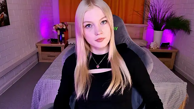 GraceGlamour online show from March 10, 2026, 5:22 am