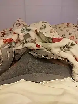 Snapshot of ptrz990 chatting on October 29, 2025, 2:27 pm ptrz990 online show from October 29, 2025, 2:27 pm