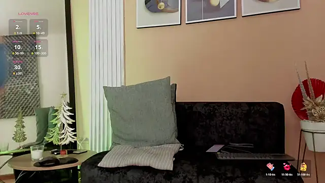 Snapshot of thomas_eliotts chatting on December 15, 2025, 8:03 pm thomas eliotts online show from December 15, 2025, 8:03 pm